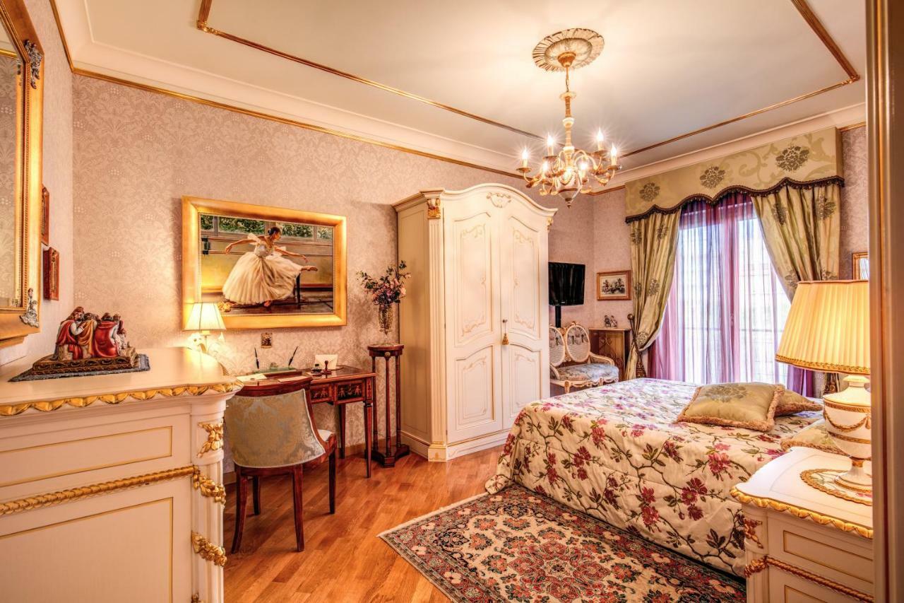 Domus Vittoria - The Luxury Quintessence Lägenhet Sorrento Exteriör bild