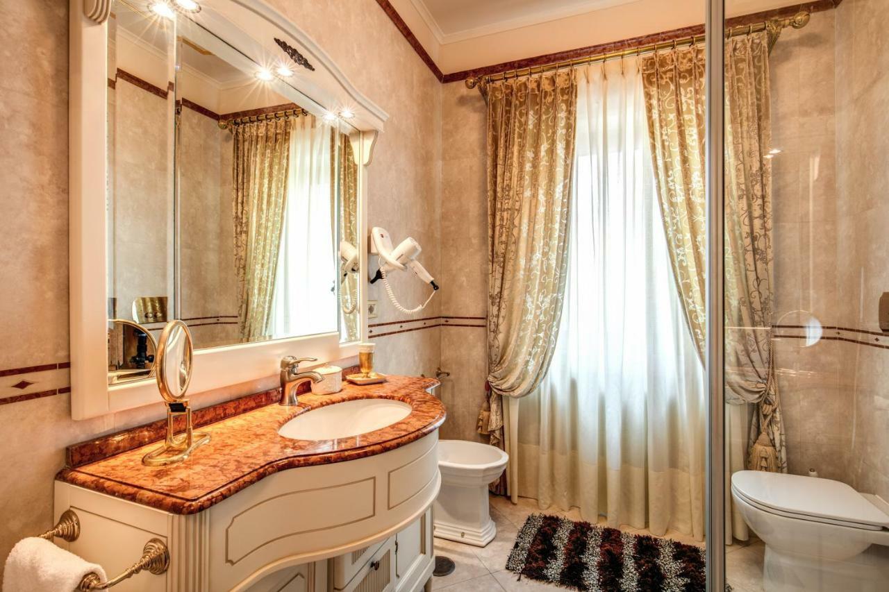 Domus Vittoria - The Luxury Quintessence Lägenhet Sorrento Exteriör bild