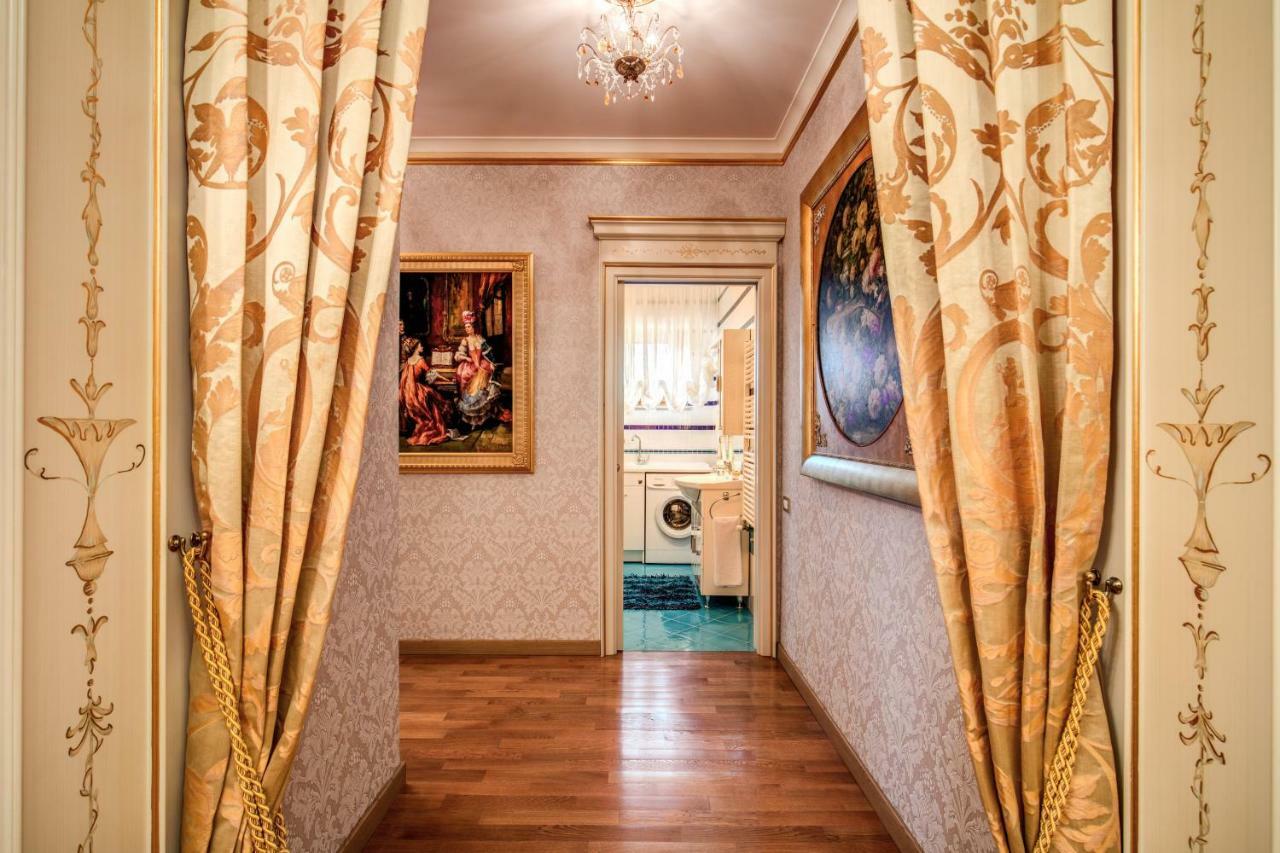 Domus Vittoria - The Luxury Quintessence Lägenhet Sorrento Exteriör bild